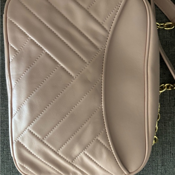 Tory Burch Blush Quilted Crossbody Bag - Picture 3 of 13